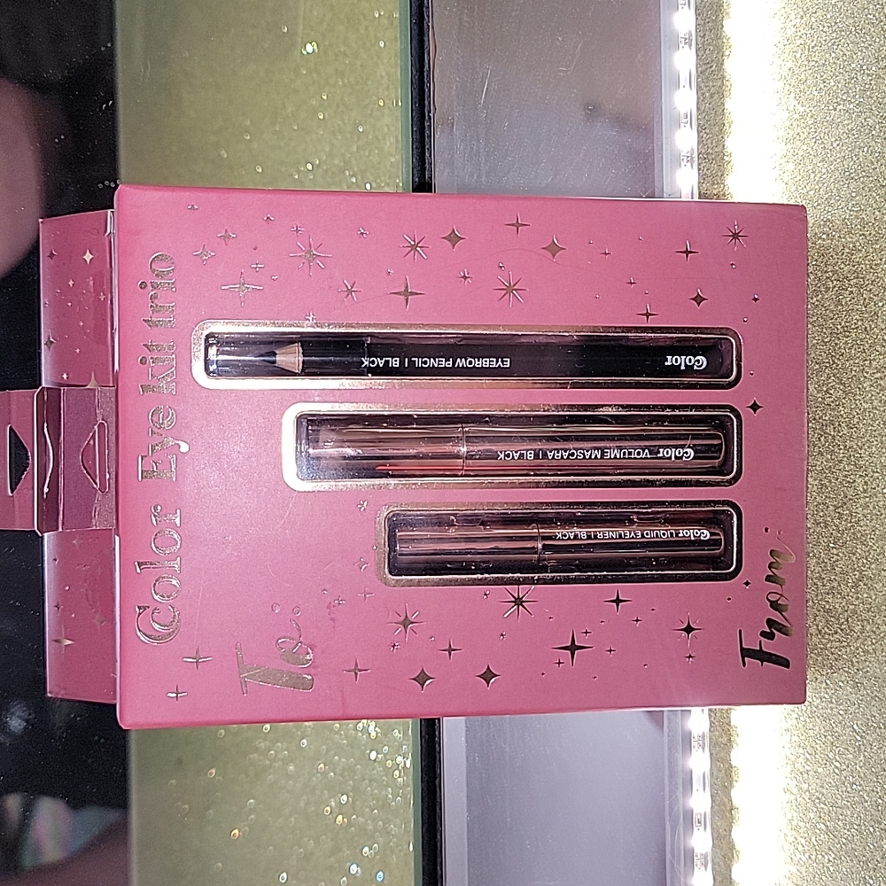 2 FOR $20. Ccolor Eye Kit Trio